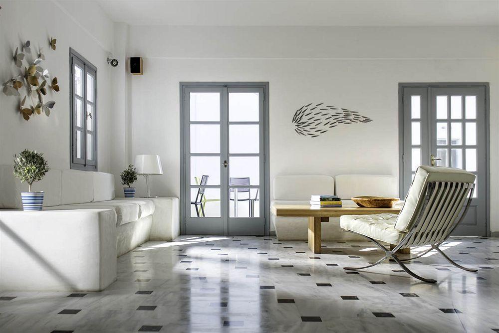 Hotel 28 Kamári Dış mekan fotoğraf