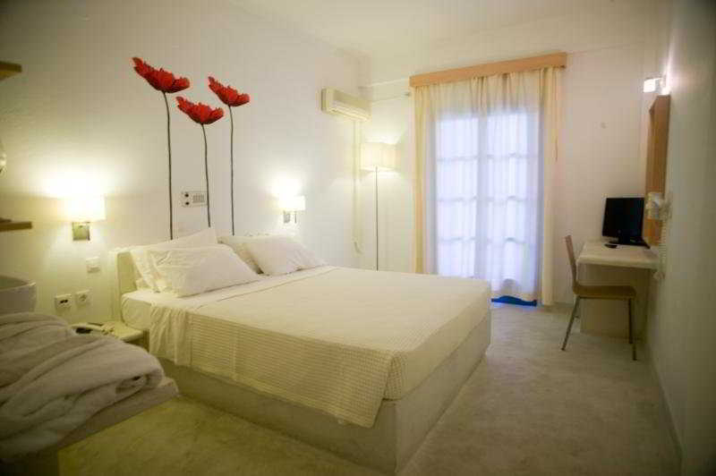 Hotel 28 Kamári Dış mekan fotoğraf